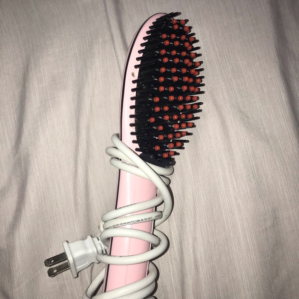 Ceramic Straightening Brush
